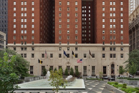 Image of the Omni William Penn Hotel, Red brick, 3 columns of windows